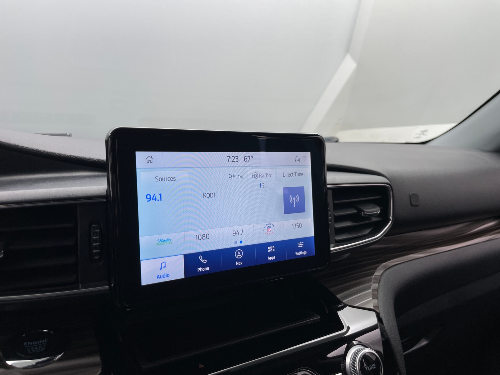 Thumbnail: 2022 Ford Explorer - 3