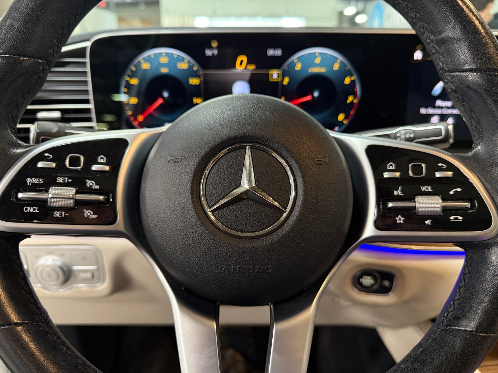 Thumbnail: 2022 Mercedes-Benz GLE - 4