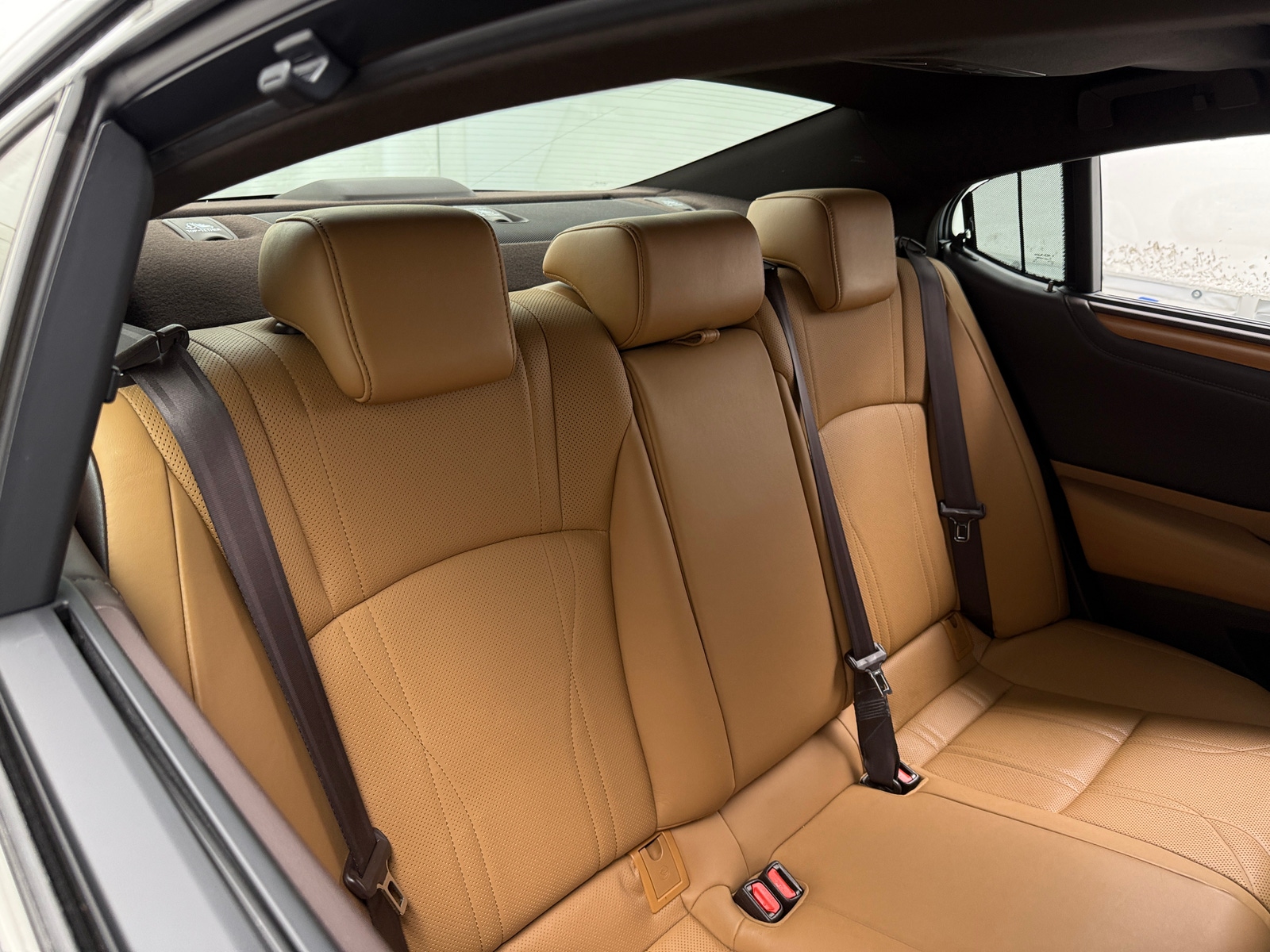 Thumbnail: 2019 Lexus ES - 6