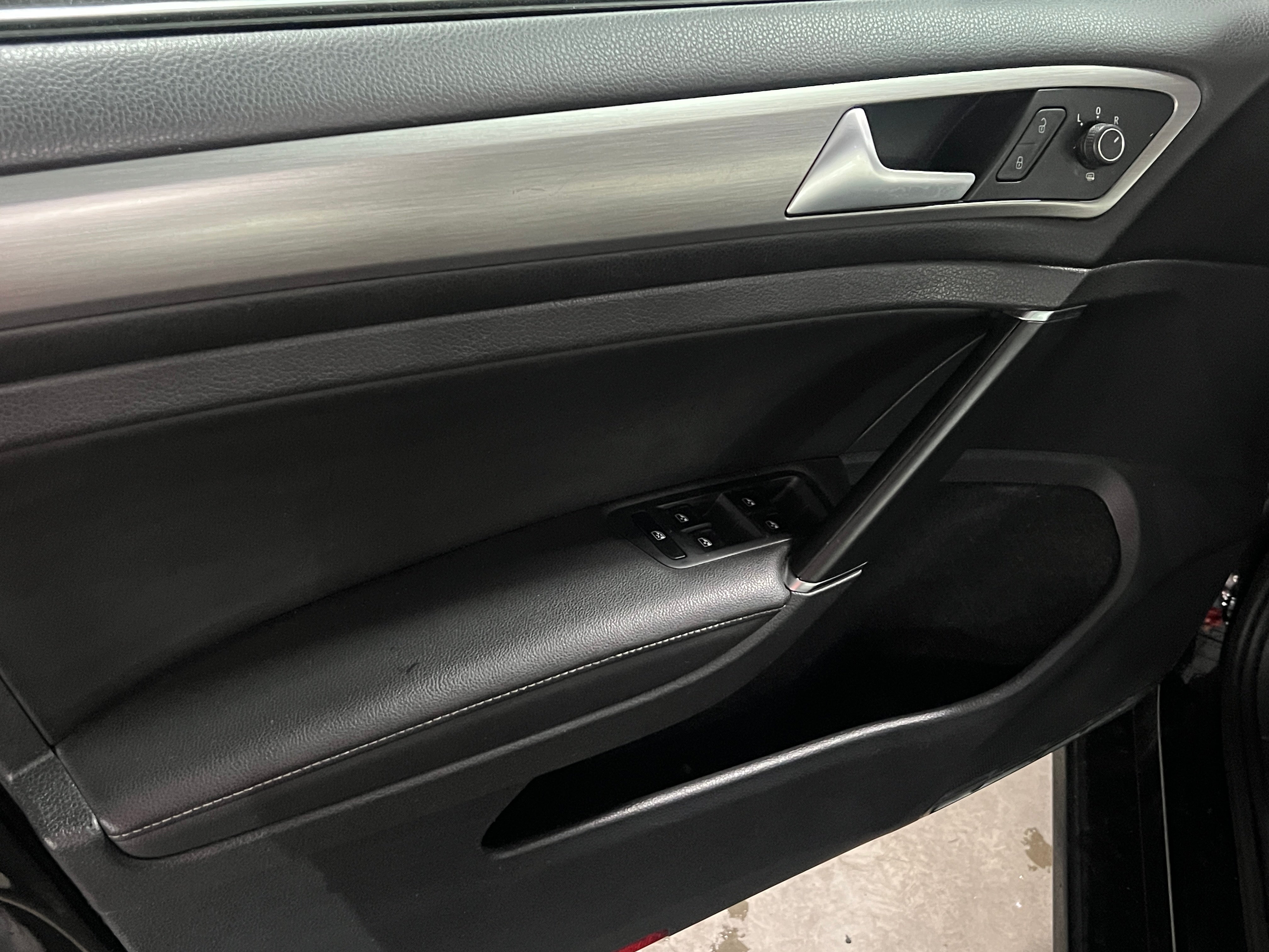 2016 Volkswagen Golf SportWagen