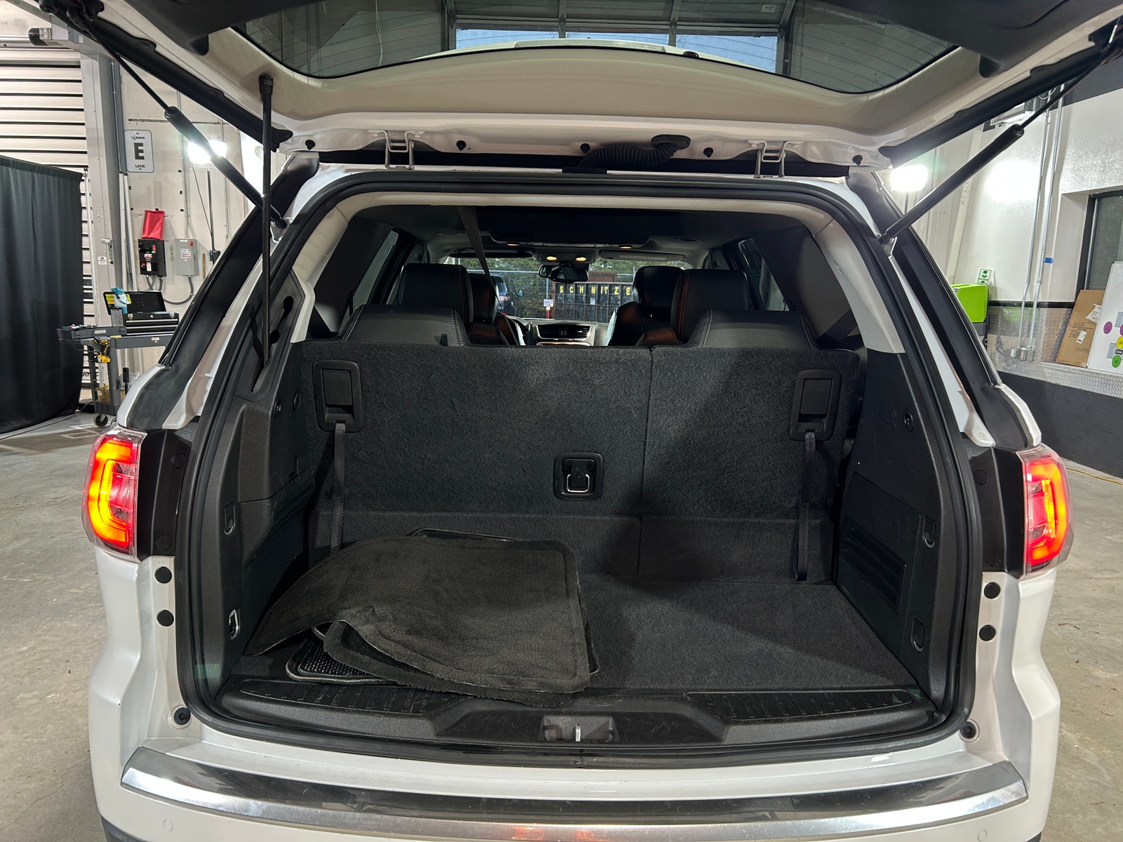 Thumbnail: 2016 GMC Acadia - 6