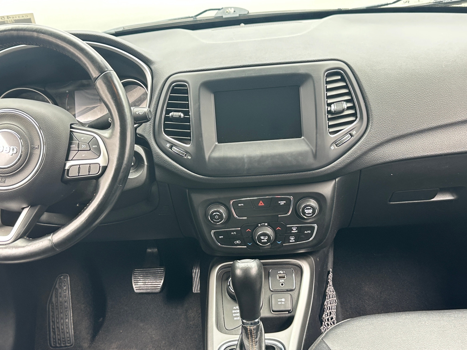 Thumbnail: 2020 Jeep Compass - 4