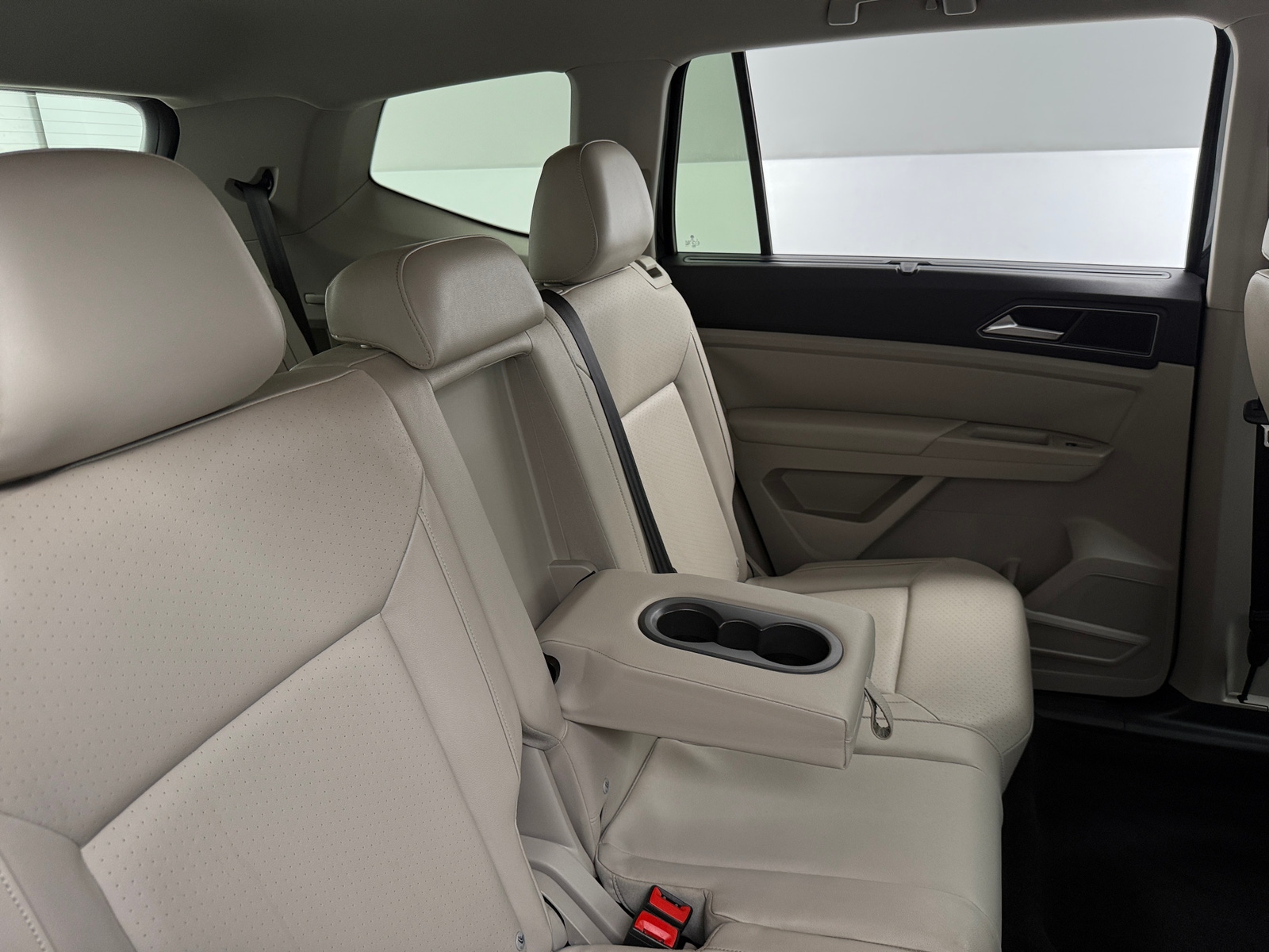 Thumbnail: 2018 Volkswagen Atlas - 5