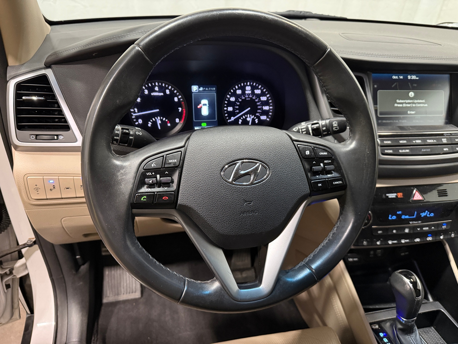 Thumbnail: 2016 Hyundai Tucson - 4
