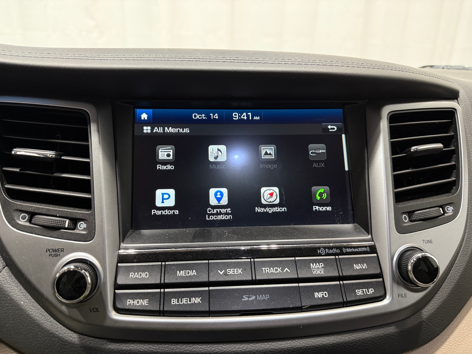 Thumbnail: 2016 Hyundai Tucson - 3