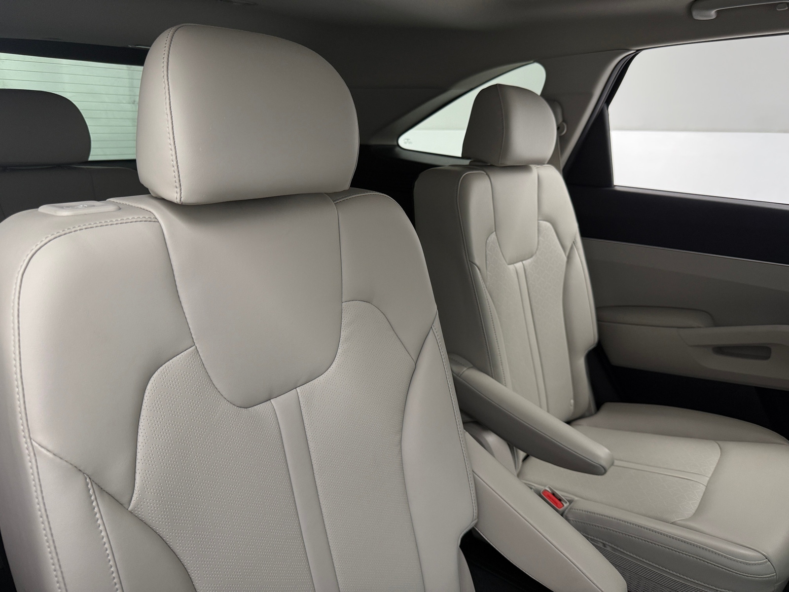 Thumbnail: 2021 Kia Sorento - 5