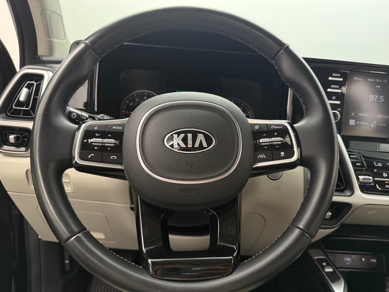 Thumbnail: 2021 Kia Sorento - 4