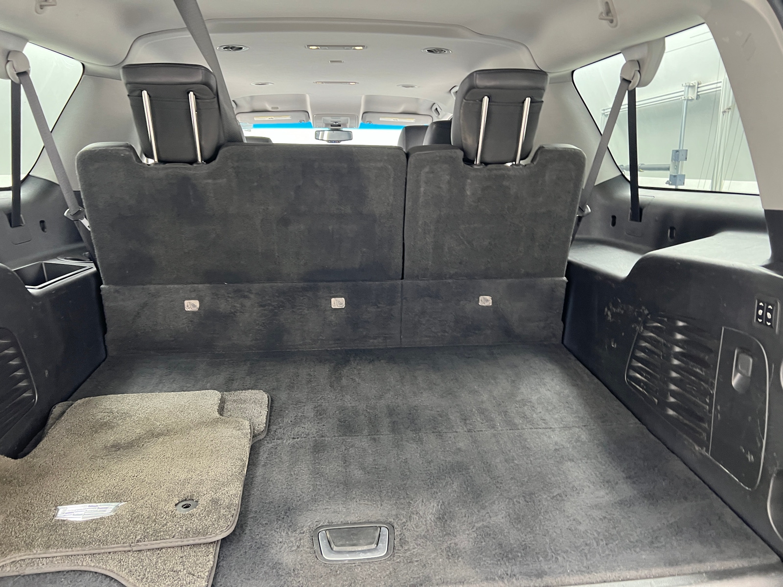 Thumbnail: 2019 Cadillac Escalade - 6