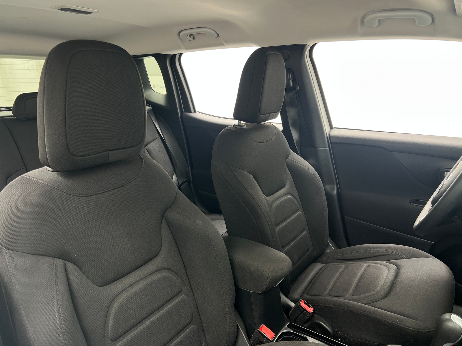 Thumbnail: 2018 Jeep Renegade - 2