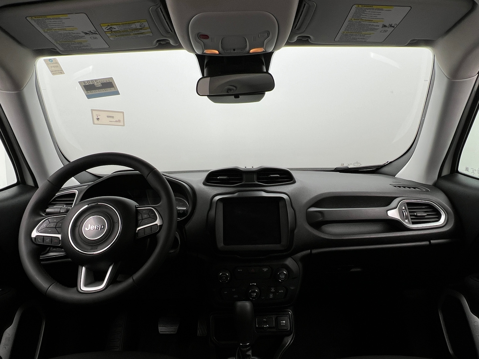 Thumbnail: 2018 Jeep Renegade - 3