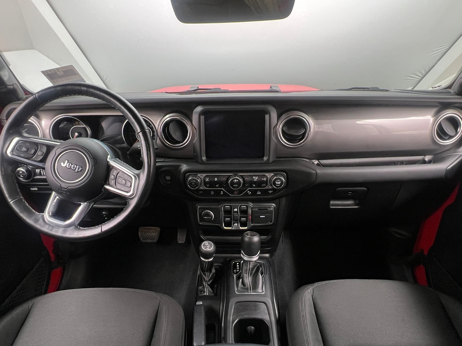 Thumbnail: 2021 Jeep Gladiator - 3