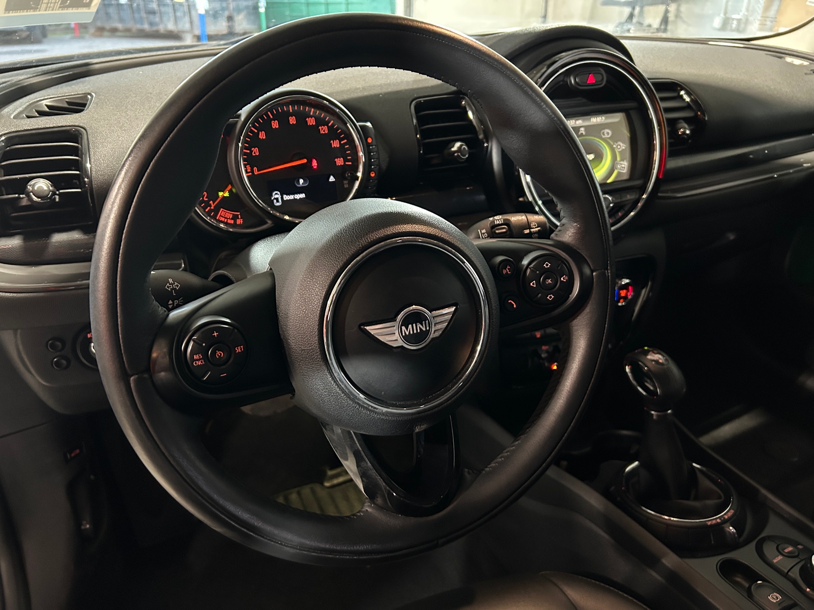 Thumbnail: 2017 MINI Cooper Clubman - 4