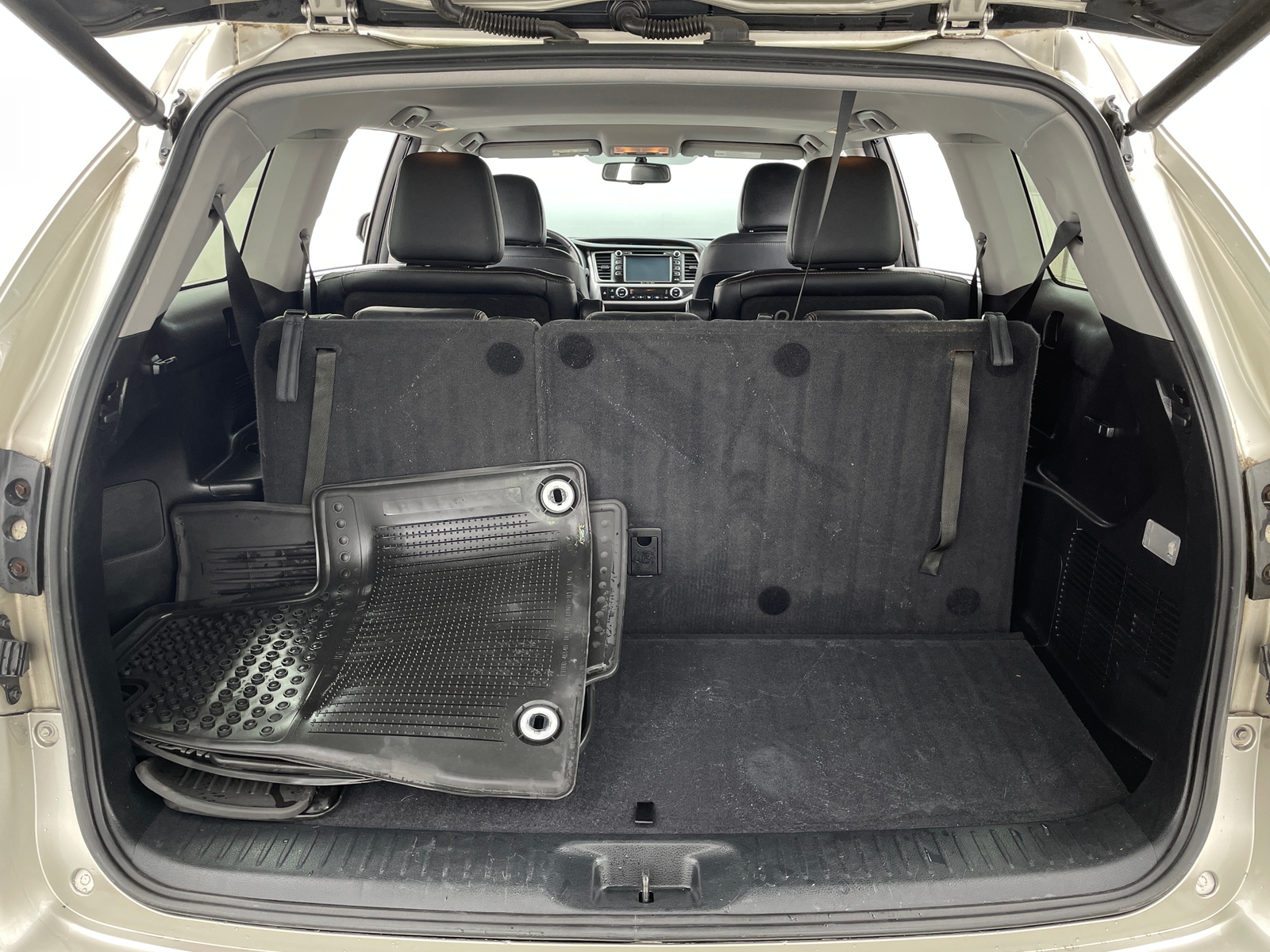 Thumbnail: 2016 Toyota Highlander - 7