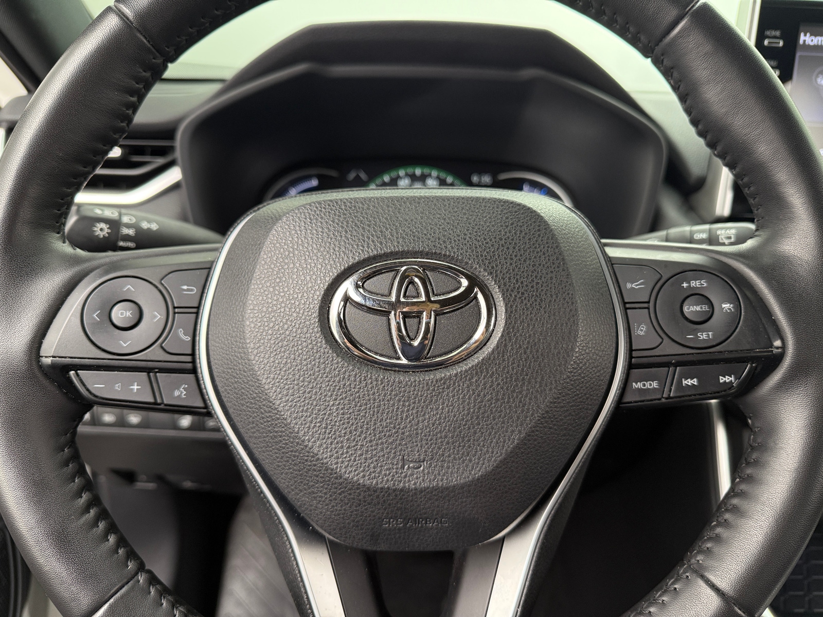 Thumbnail: 2022 Toyota RAV4 - 4