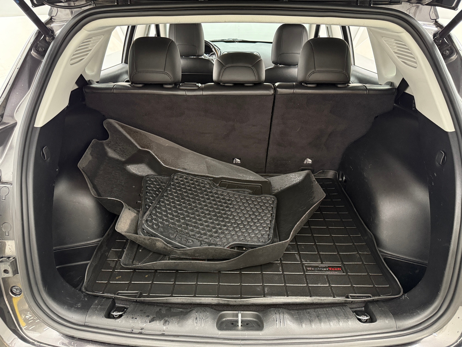 Thumbnail: 2020 Jeep Compass - 6