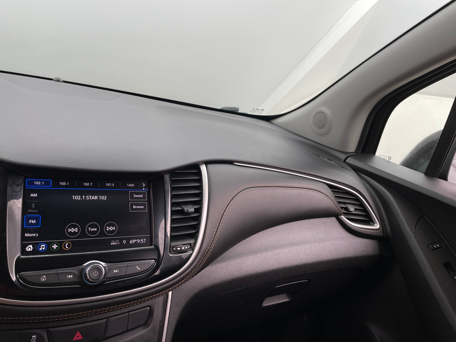 Thumbnail: 2020 Chevrolet Trax - 4