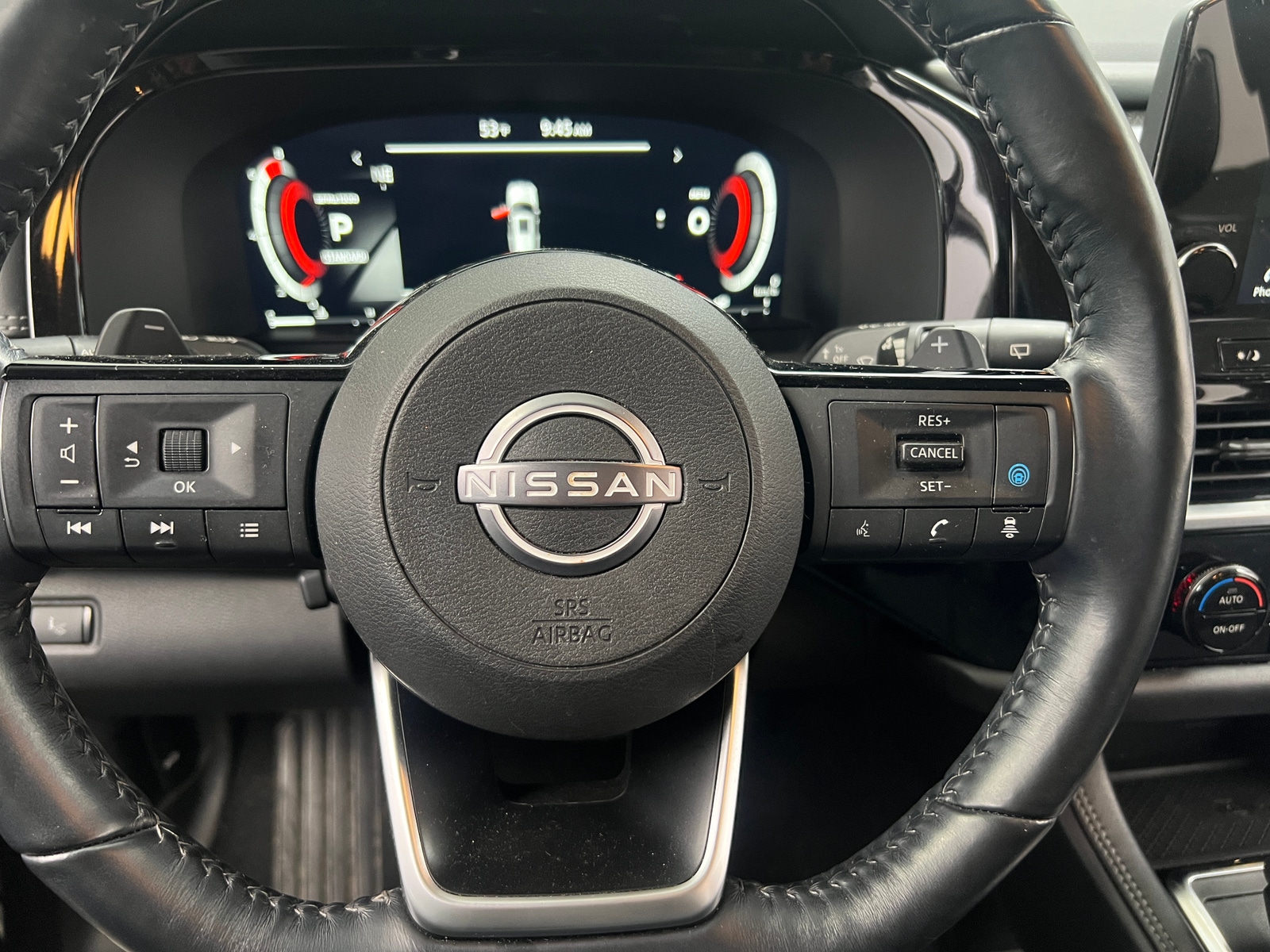 Thumbnail: 2022 Nissan Pathfinder - 4