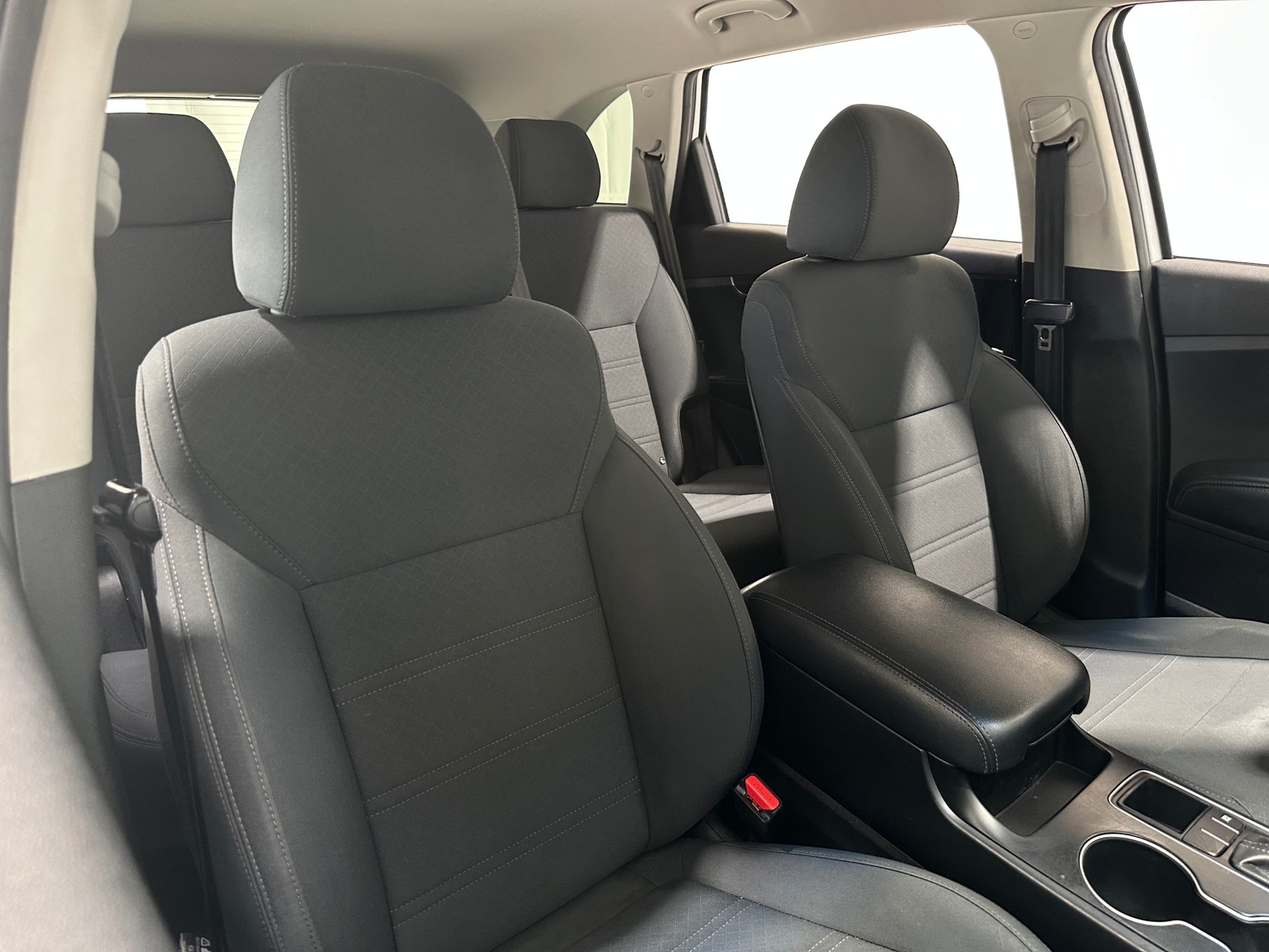 Thumbnail: 2019 Kia Sorento - 2