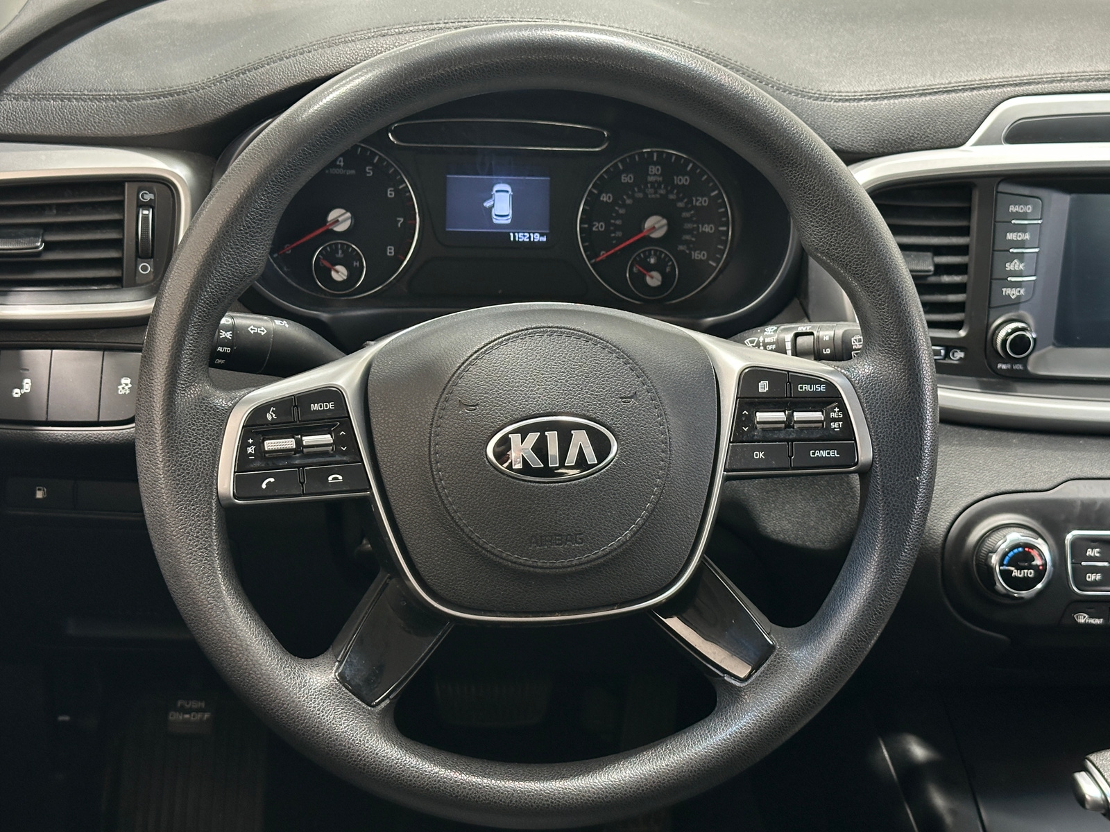 Thumbnail: 2019 Kia Sorento - 5