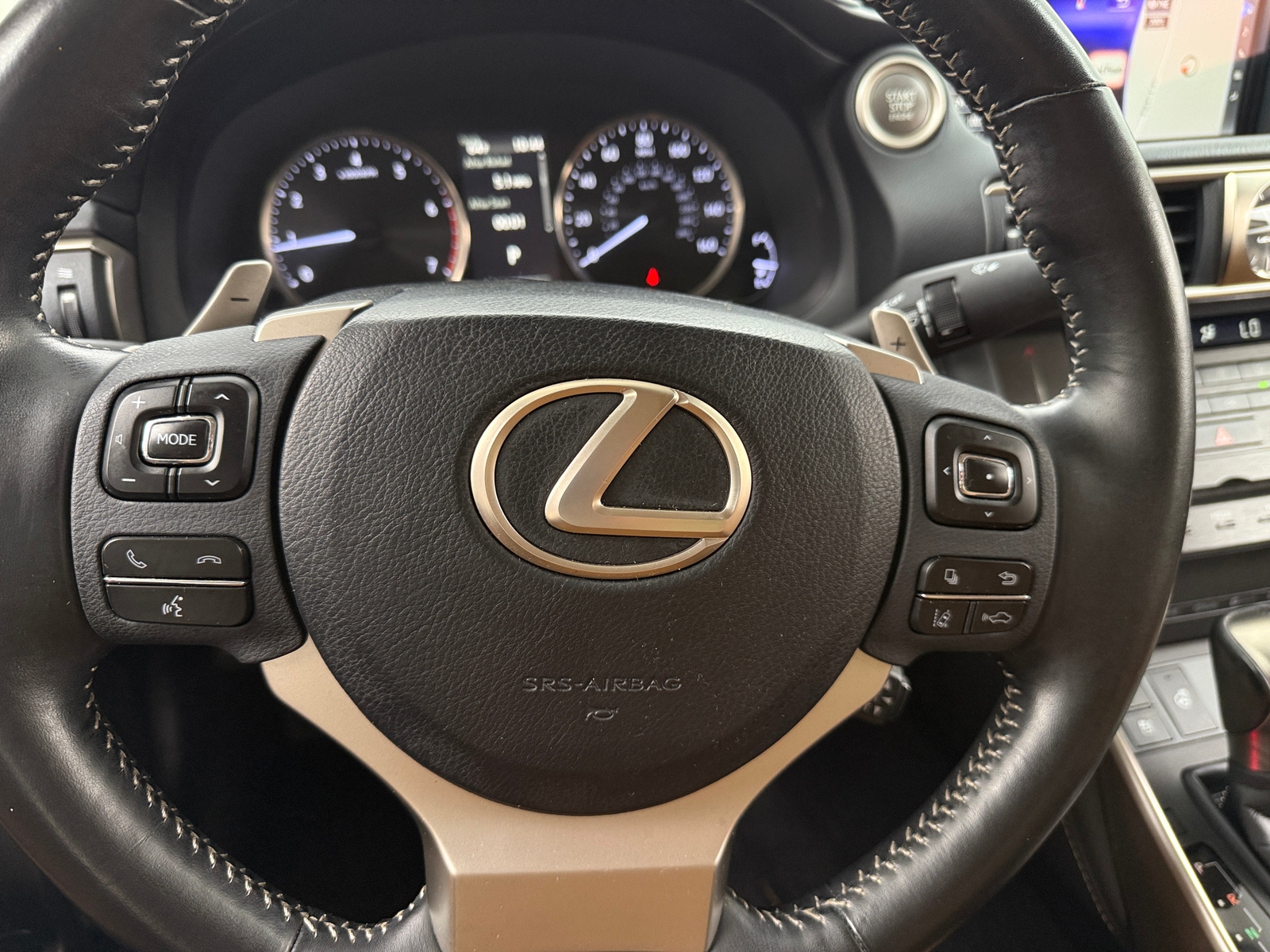 Thumbnail: 2019 Lexus IS - 4