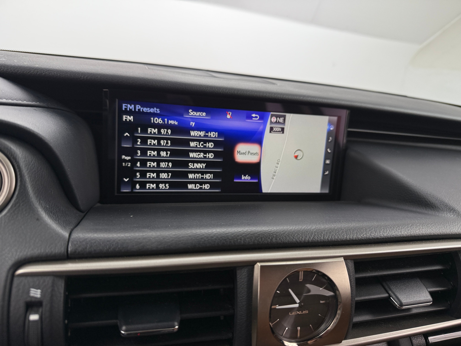 Thumbnail: 2019 Lexus IS - 3