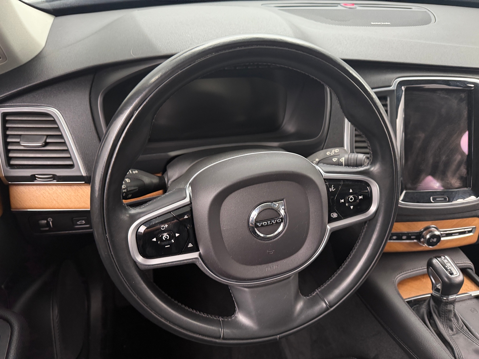 Thumbnail: 2021 Volvo XC90 - 4