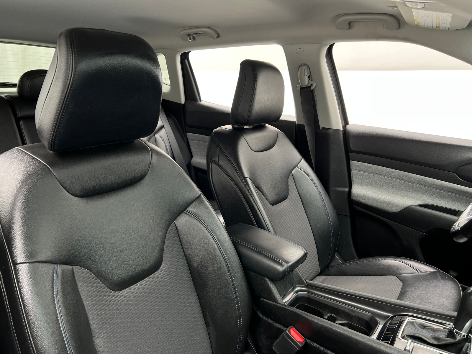 Thumbnail: 2022 Jeep Compass - 2