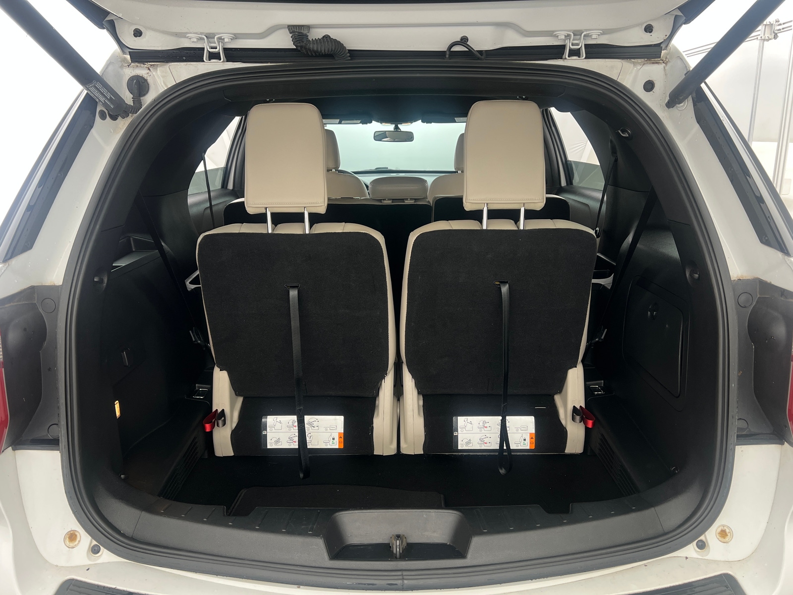 Thumbnail: 2019 Ford Explorer - 6