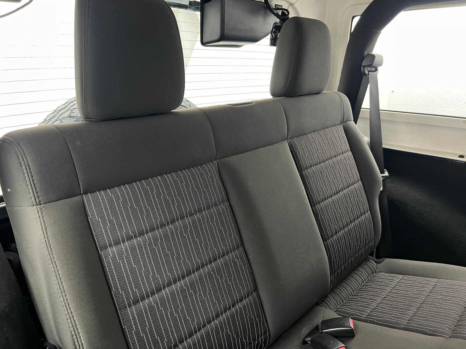 Thumbnail: 2012 Jeep Wrangler - 6