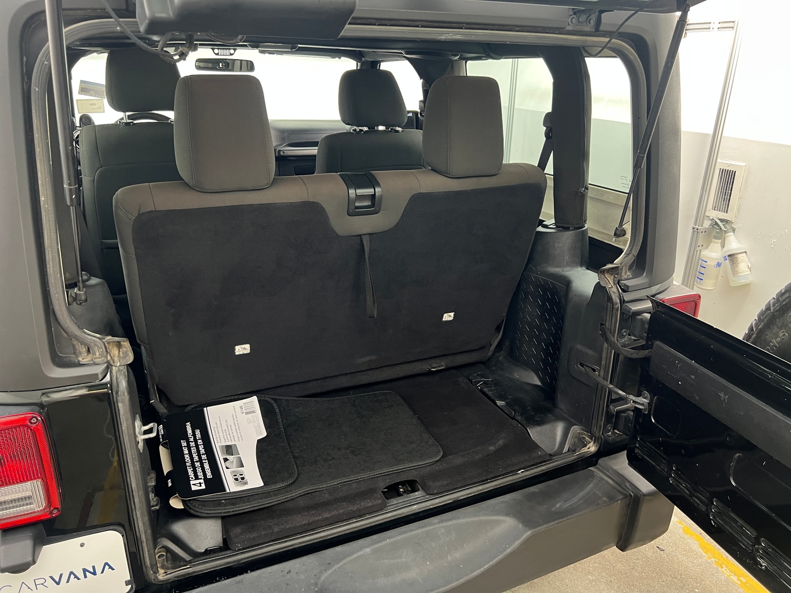 Thumbnail: 2012 Jeep Wrangler - 7