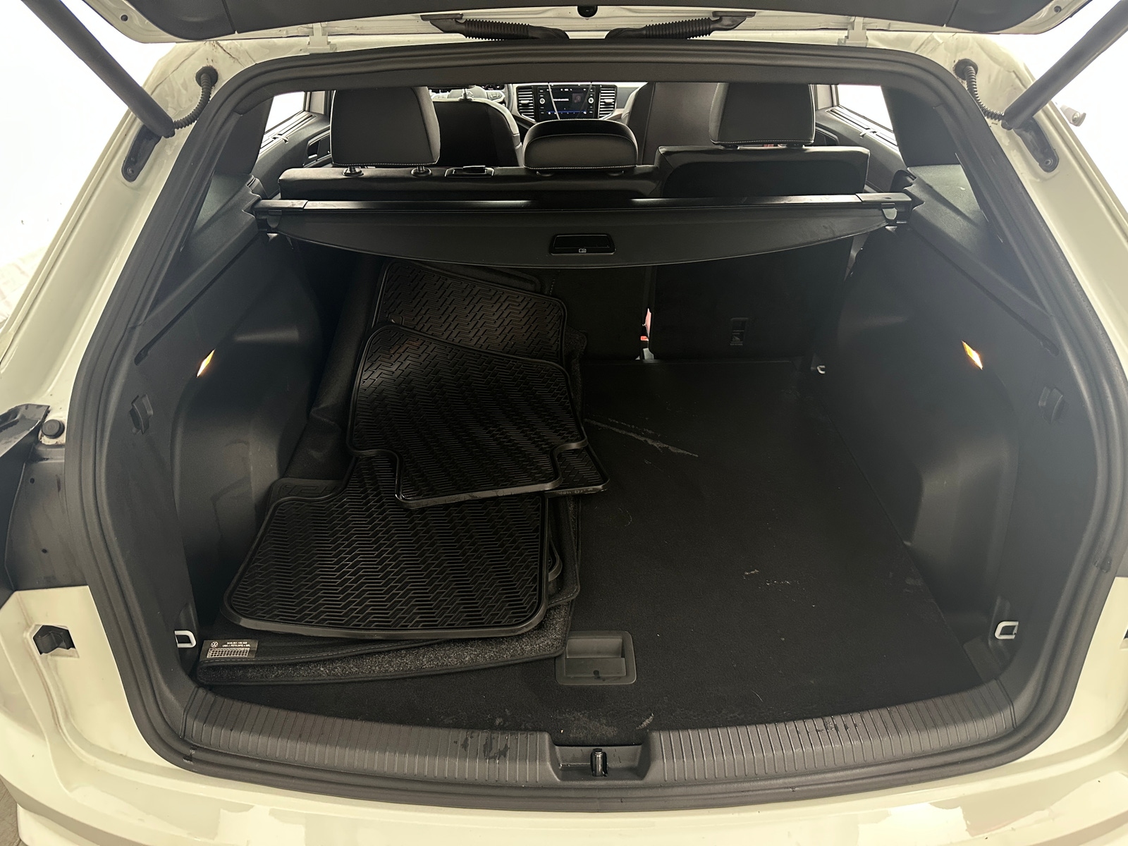 Thumbnail: 2020 Volkswagen Atlas - 6