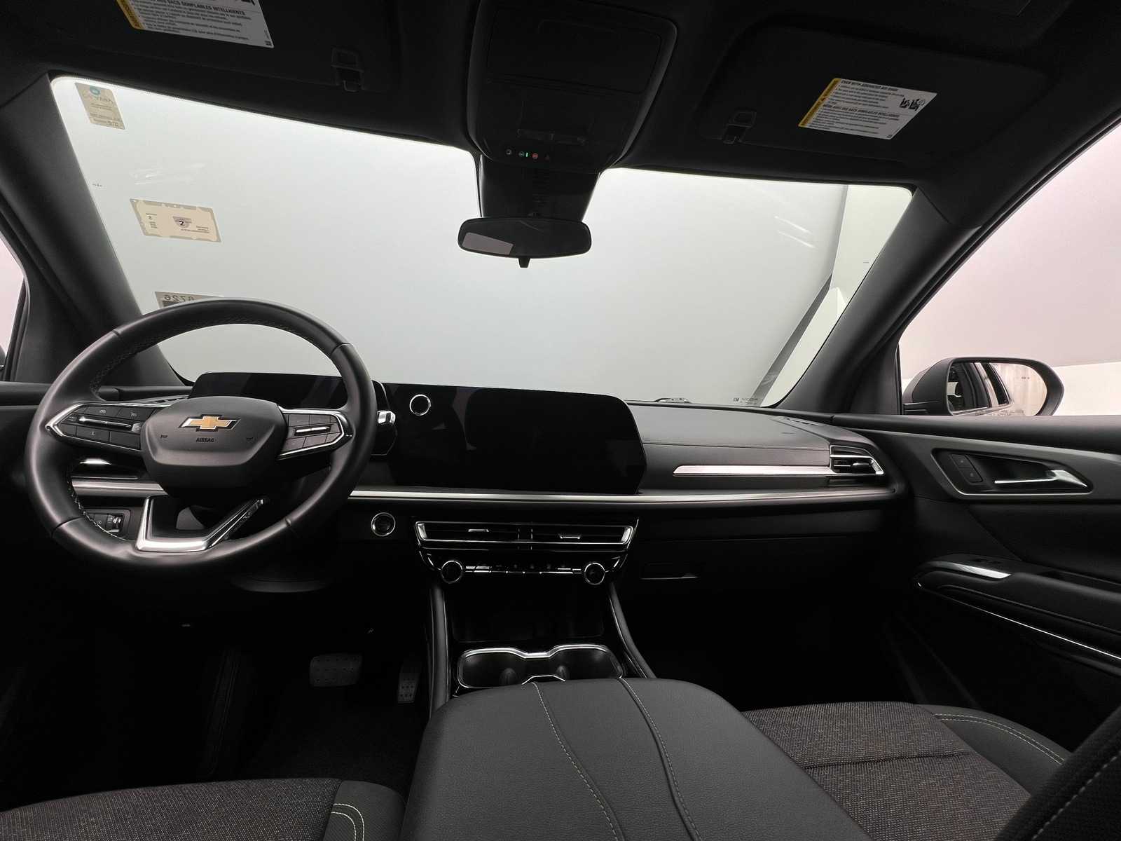 Thumbnail: 2024 Chevrolet Traverse - 3