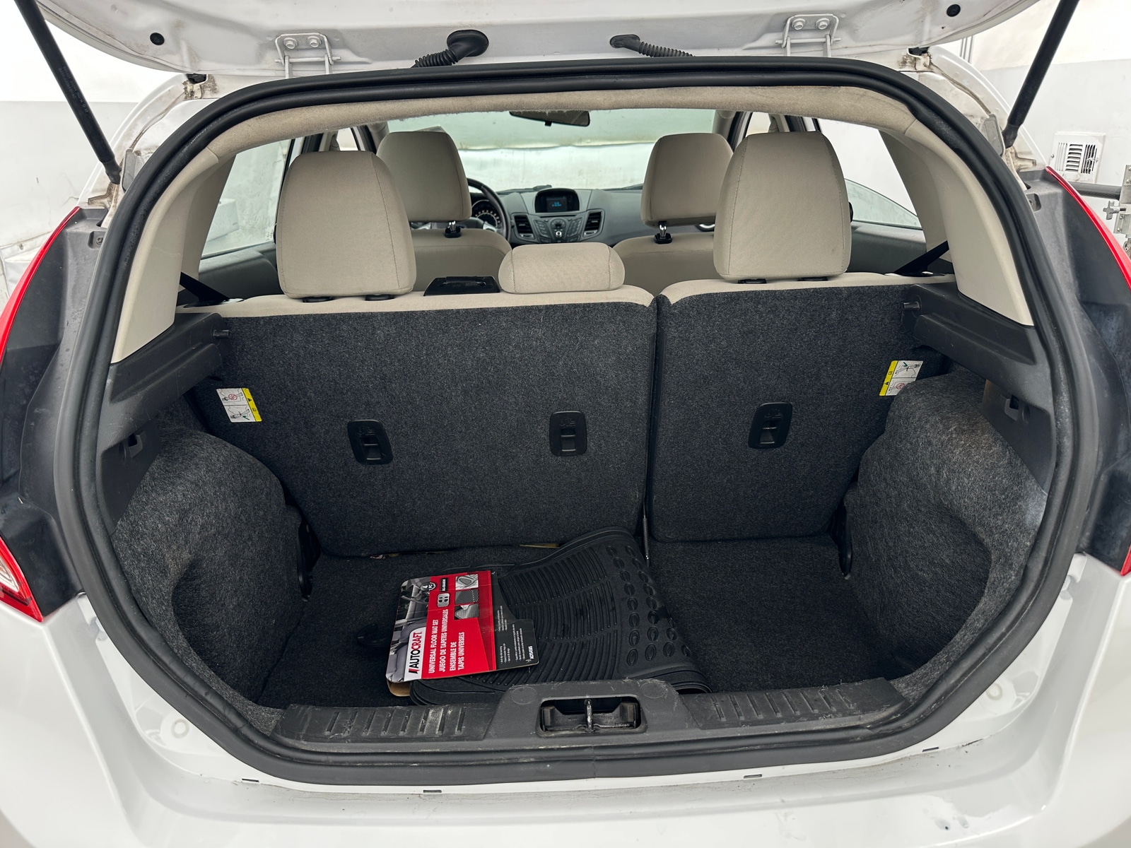 Thumbnail: 2015 Ford Fiesta - 7