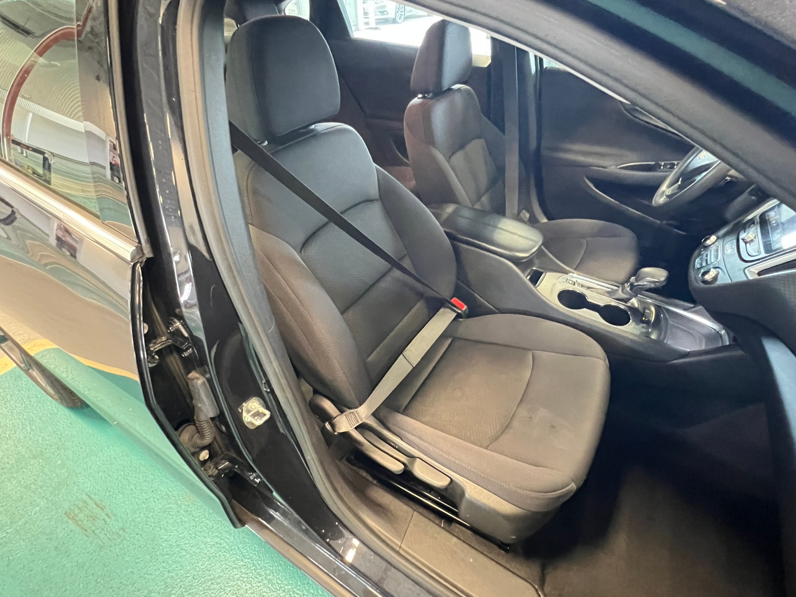 Thumbnail: 2023 Chevrolet Malibu - 2