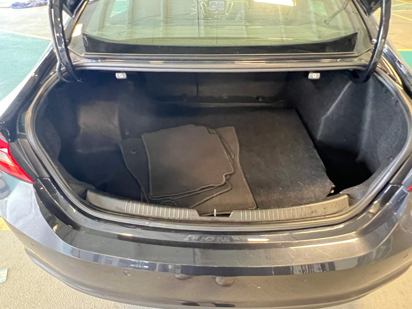 Thumbnail: 2023 Chevrolet Malibu - 7