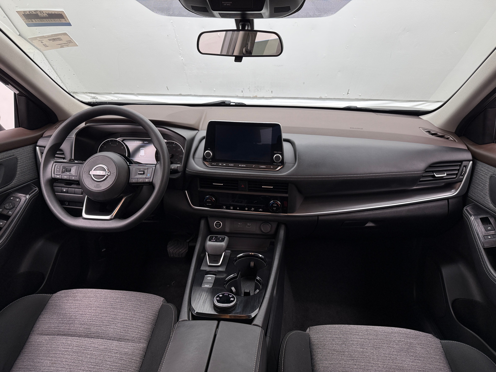 Thumbnail: 2023 Nissan Rogue - 3