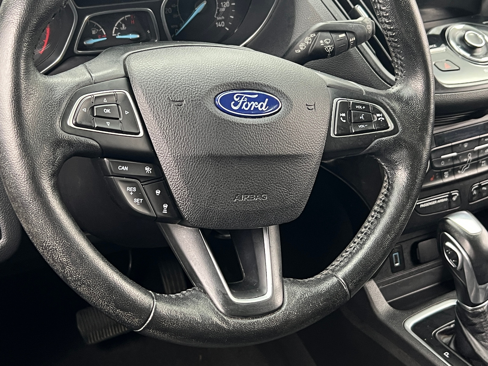 Thumbnail: 2019 Ford Escape - 4