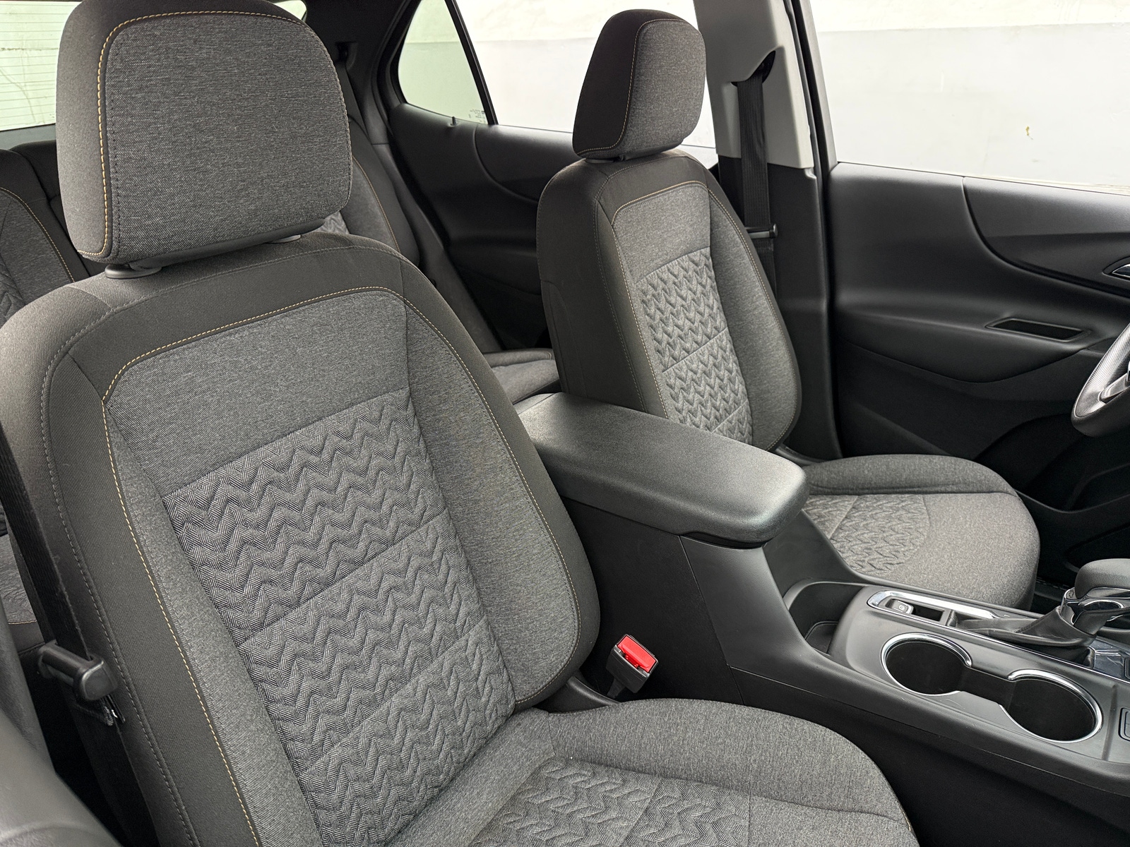 Thumbnail: 2023 Chevrolet Equinox - 2