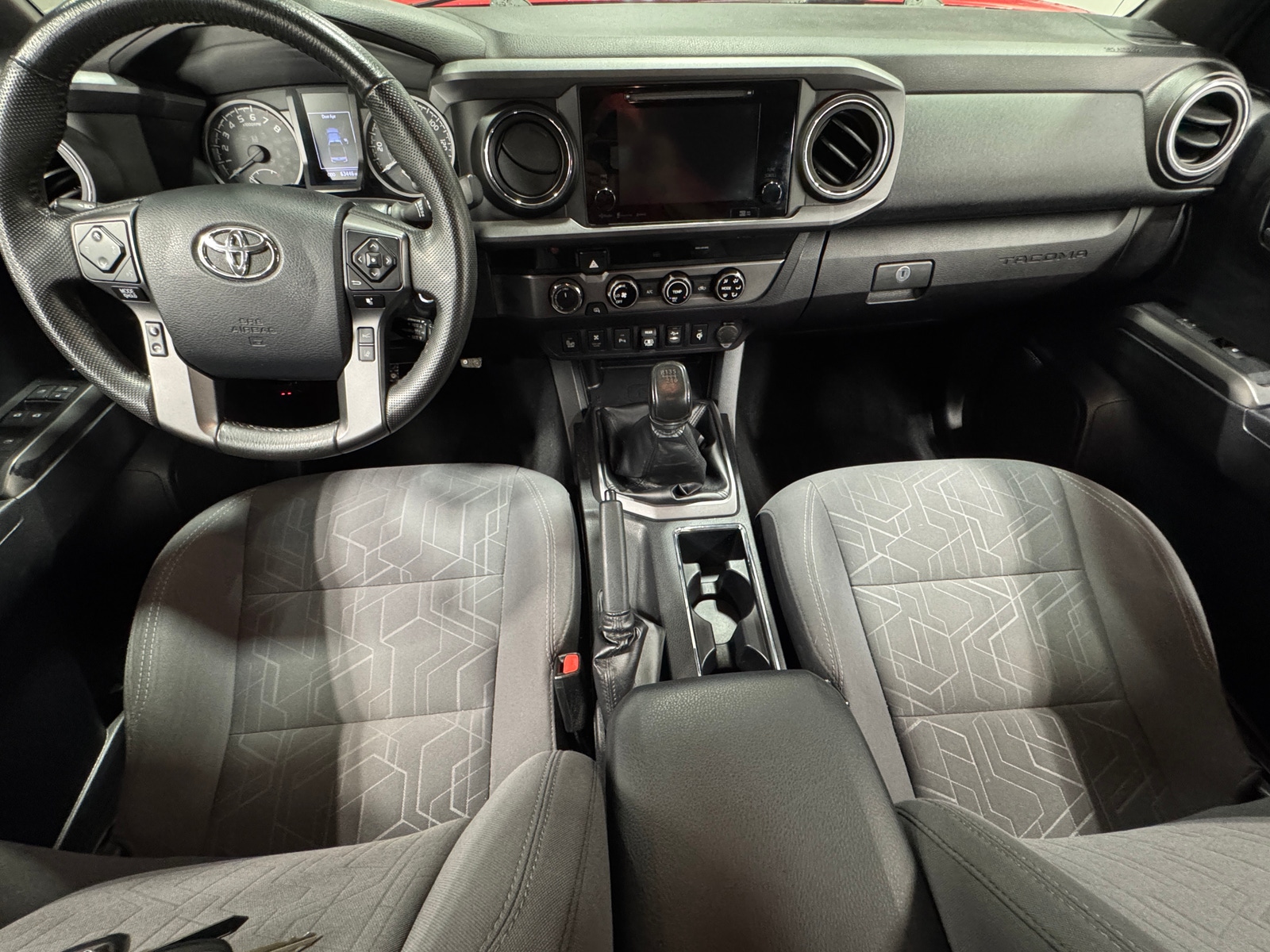 Thumbnail: 2018 Toyota Tacoma - 3