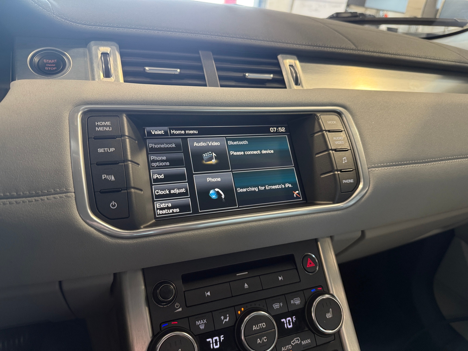 Thumbnail: 2015 Land Rover Range Rover Evoque - 3