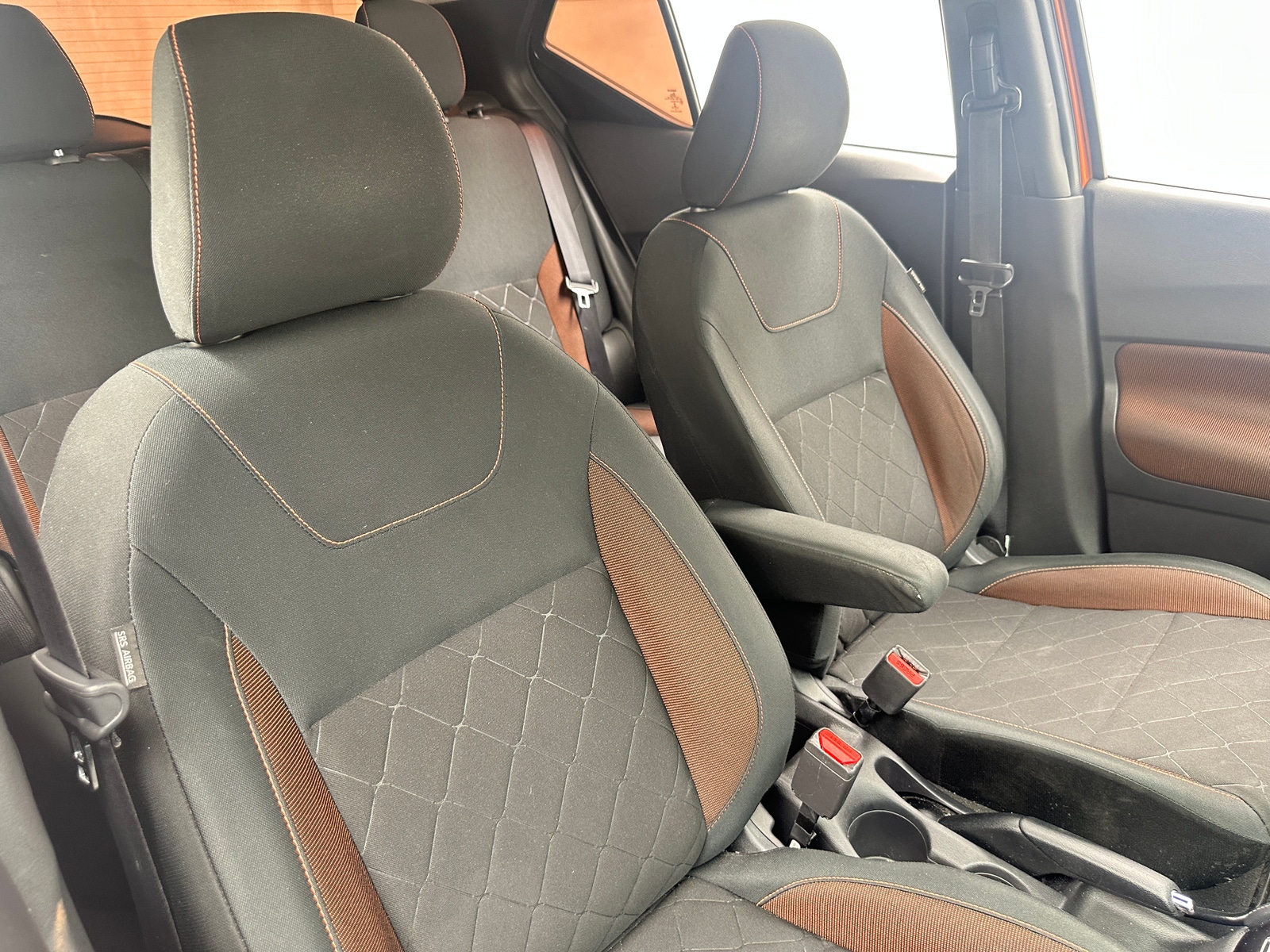 Thumbnail: 2019 Nissan Kicks - 2