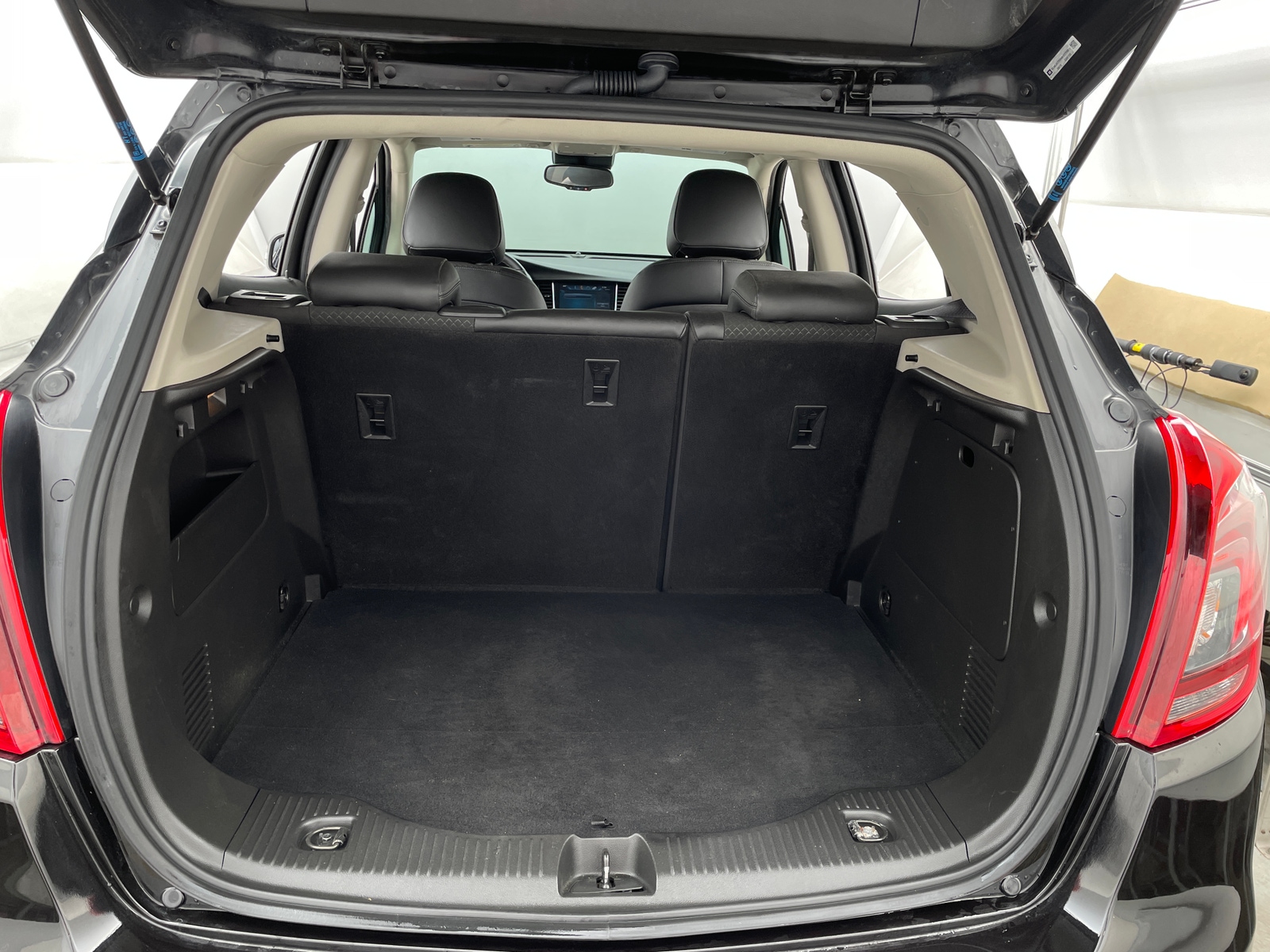 Thumbnail: 2017 Buick Encore - 7