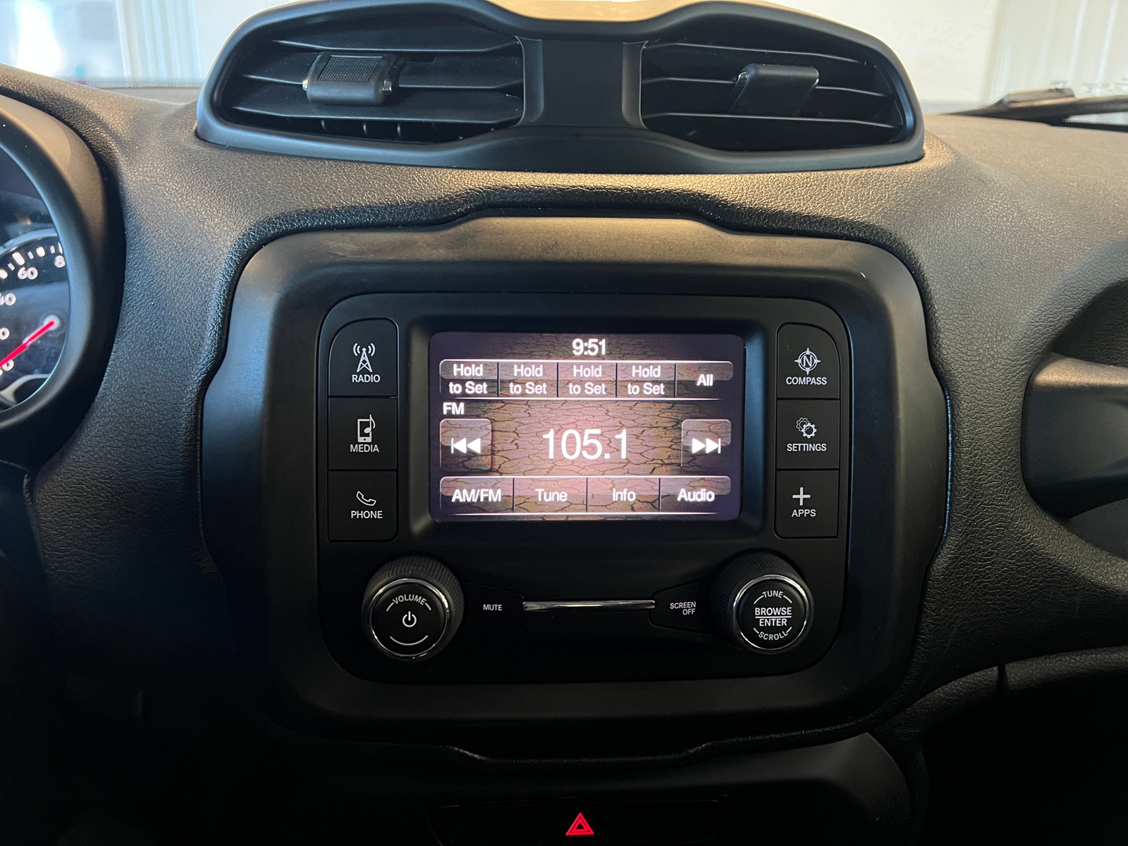 Thumbnail: 2020 Jeep Renegade - 4