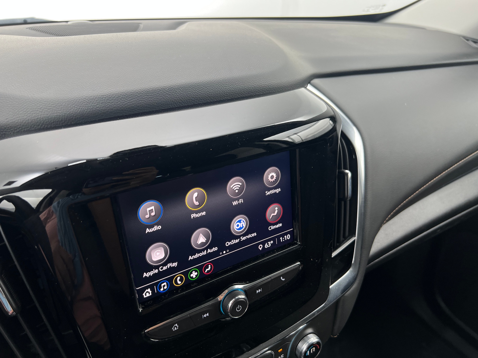 Thumbnail: 2021 Chevrolet Traverse - 4