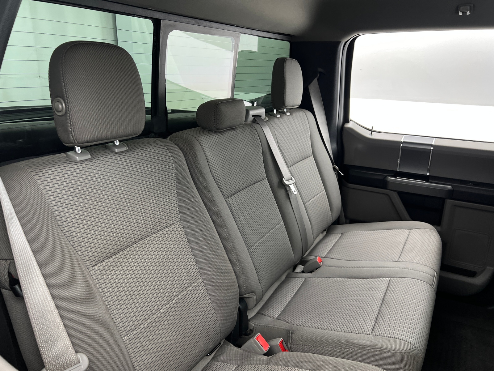 Thumbnail: 2018 Ford Econoline - 6