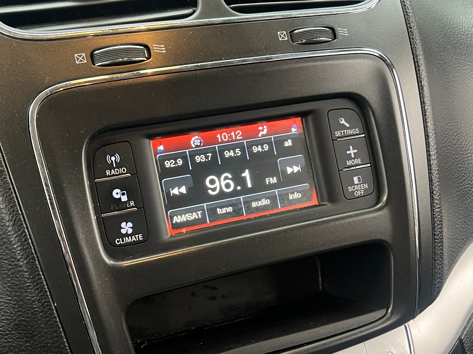 Thumbnail: 2017 Dodge Journey - 4