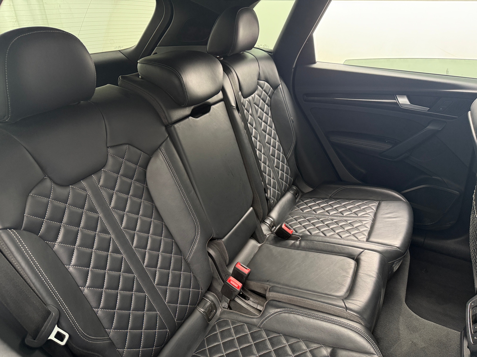 Thumbnail: 2018 Audi SQ5 - 5