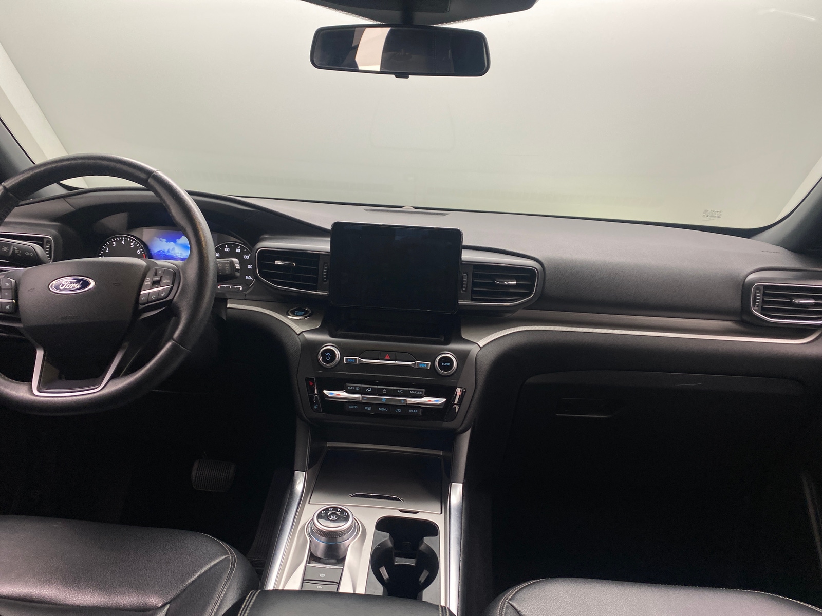 Thumbnail: 2020 Ford Explorer - 3