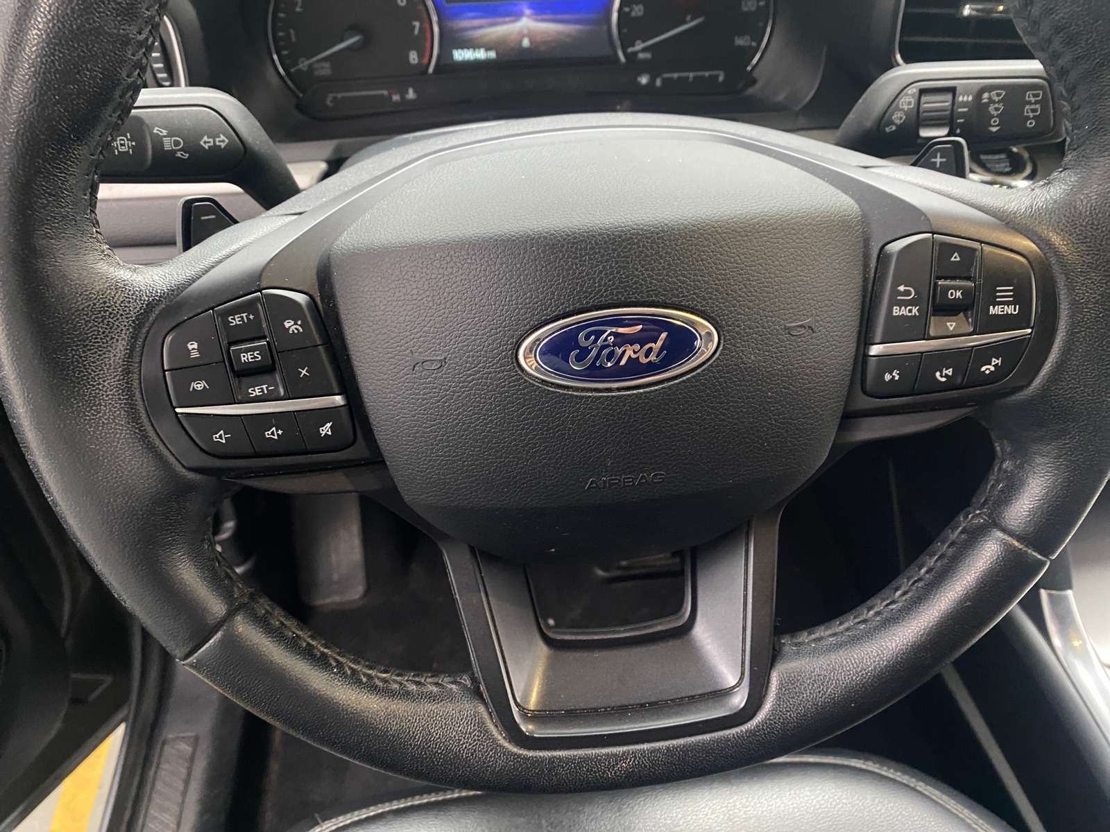 Thumbnail: 2020 Ford Explorer - 5