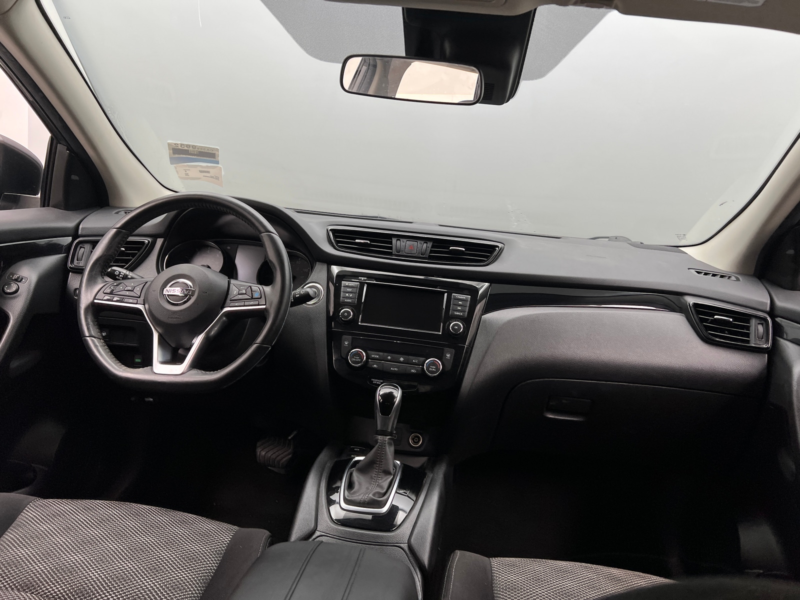 Thumbnail: 2019 Nissan Rogue Sport - 3
